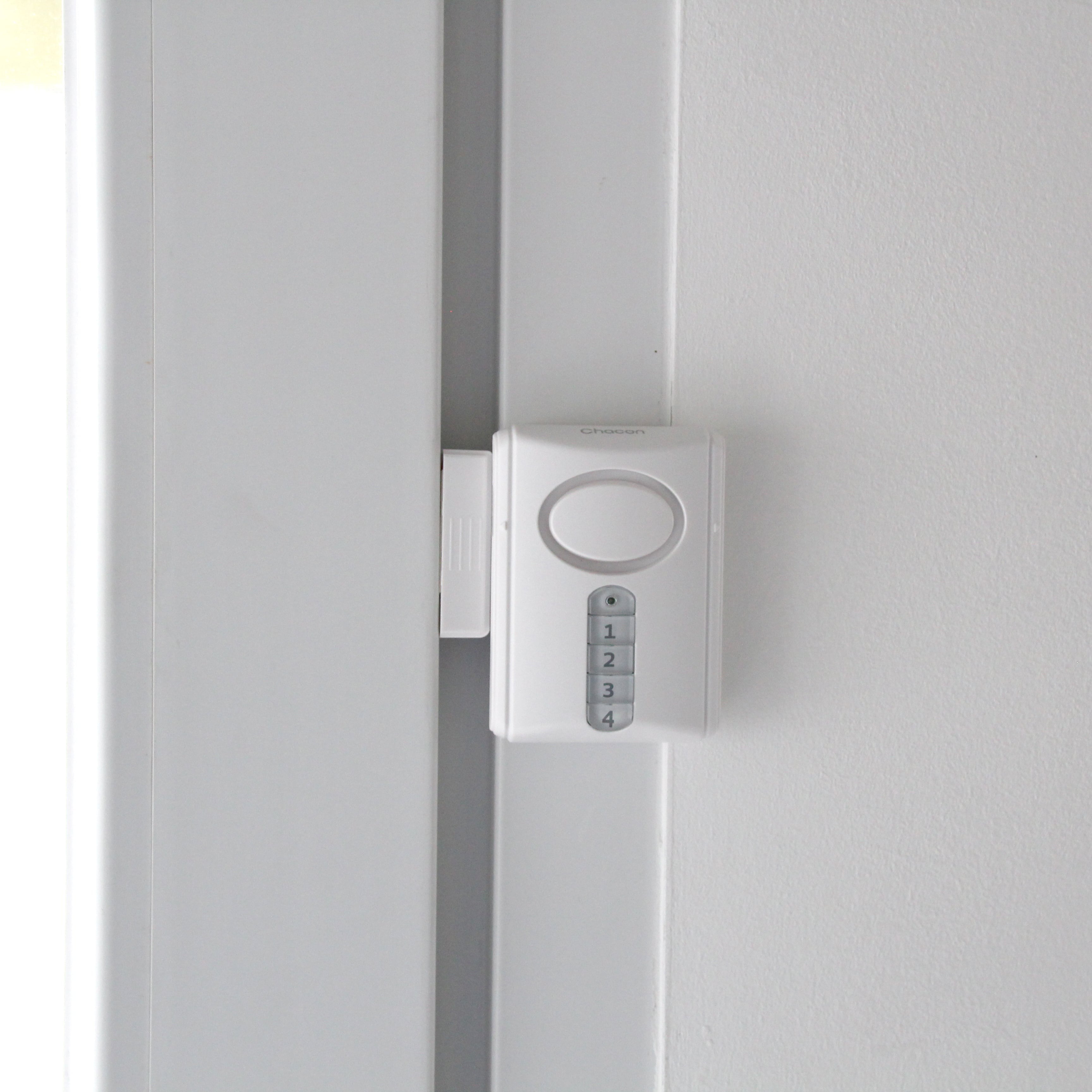 Detector de apertura con alarma + código