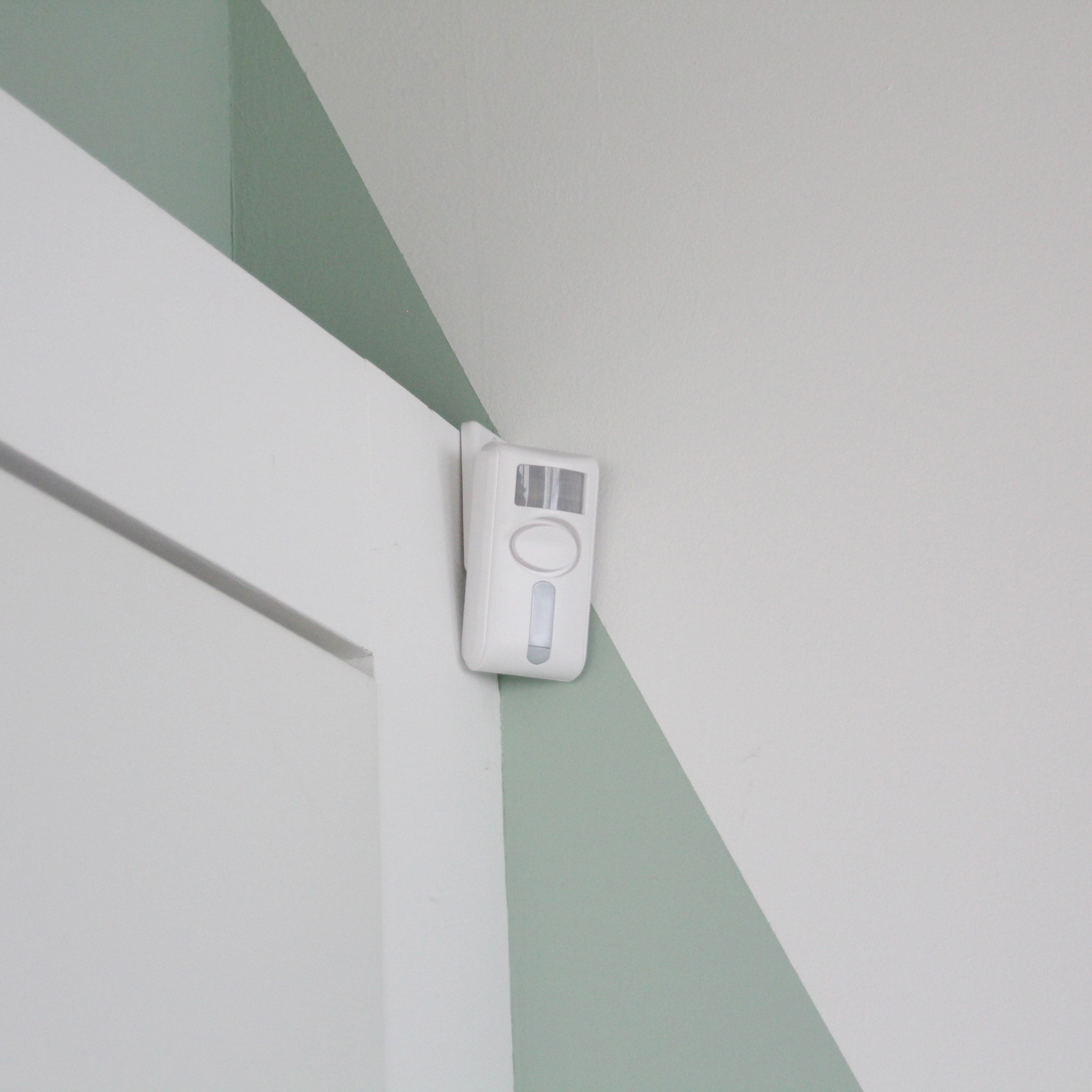 All-in-one wireless alarm