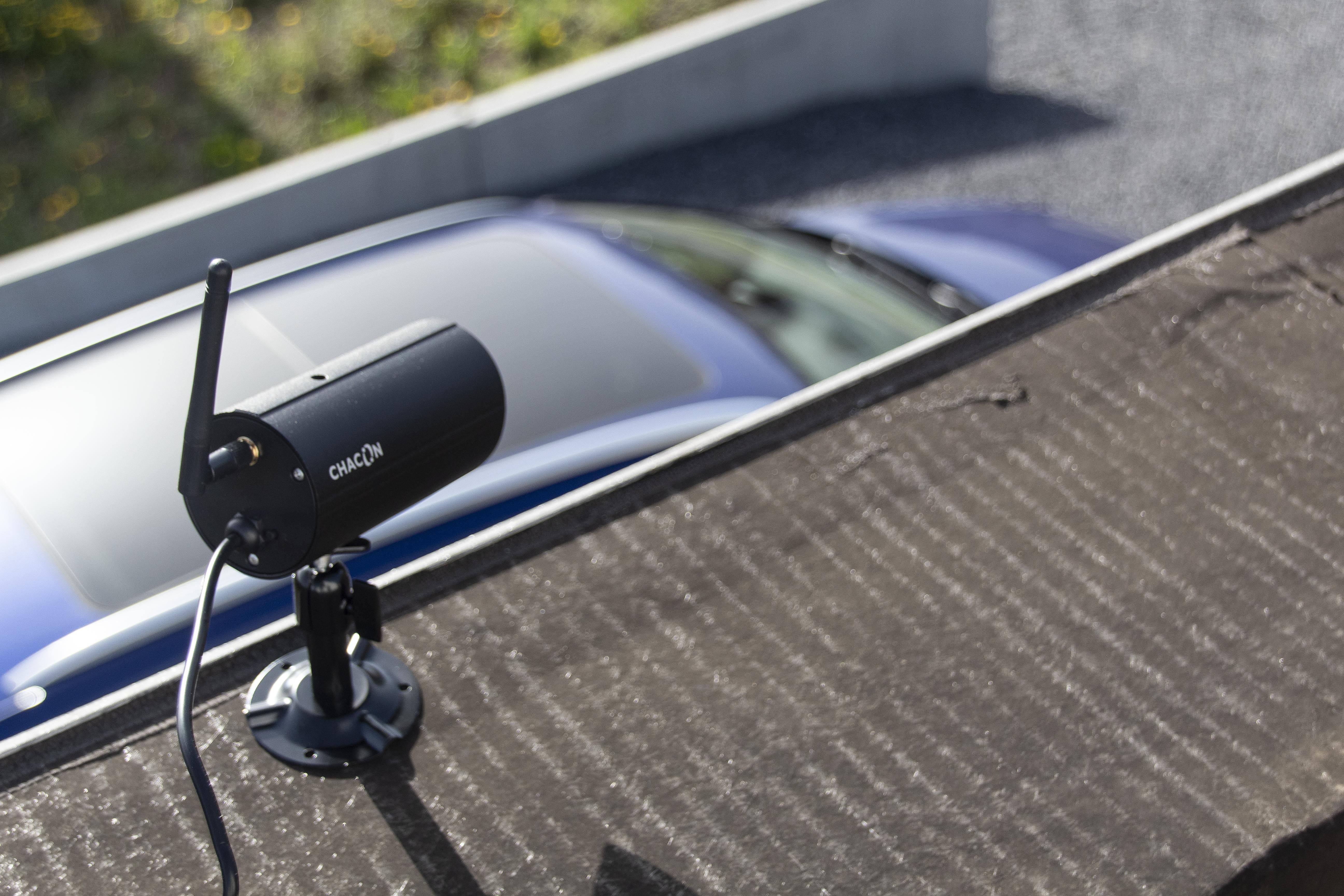 Kit with 4 wireless cameras with IP touch screen