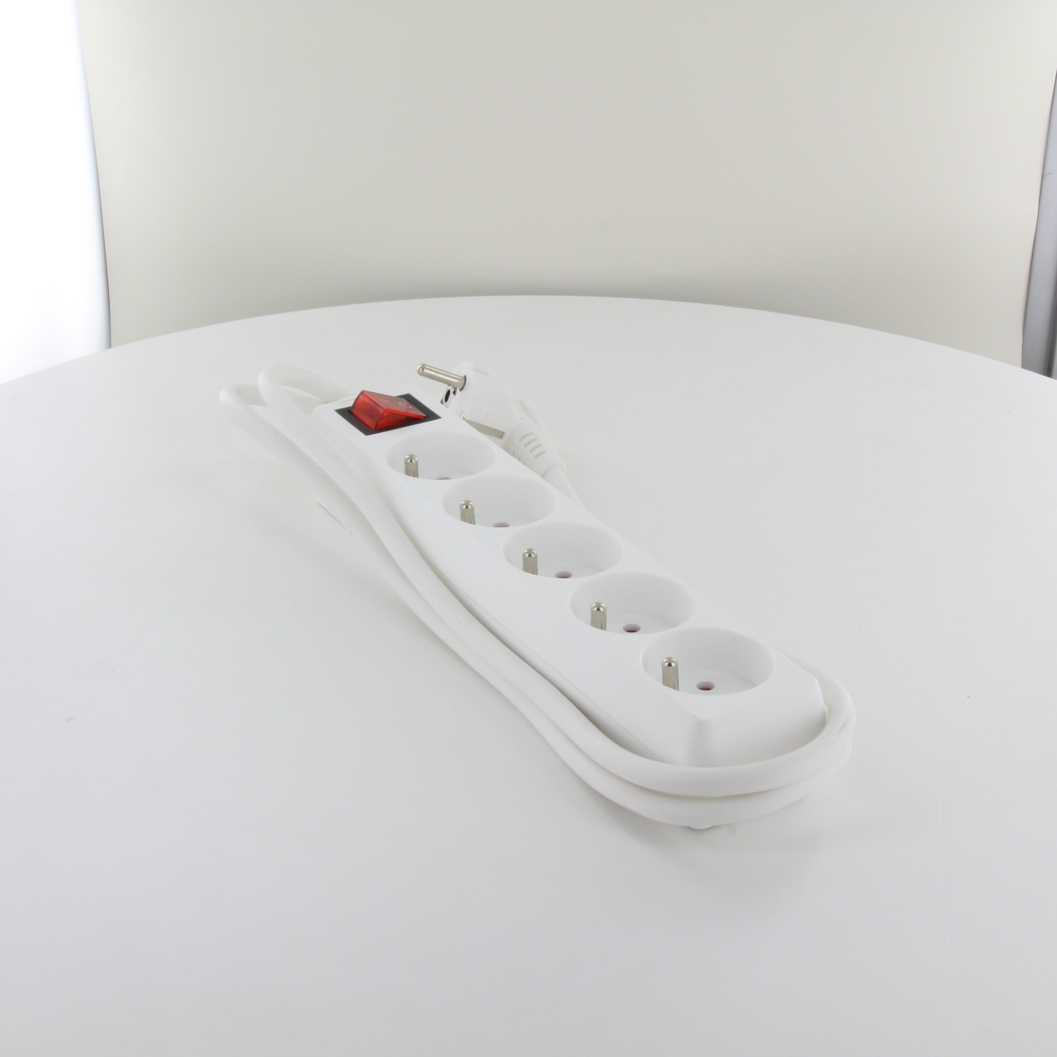 Base múltiple 5 x 16 A con interruptor - 1,5 m - Blanco (FR)
