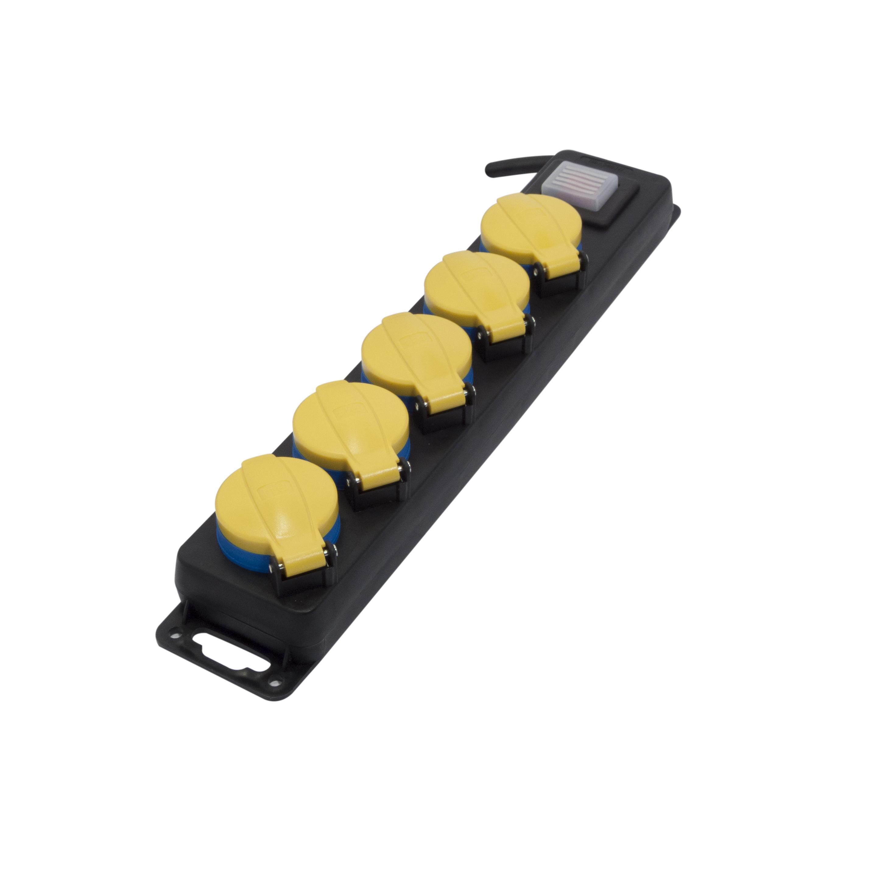 Multipresa impermeabile 5 x 16 A con interruttore - 3 m (SCH)