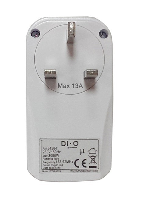 DiO First: 3 schakelstopcontacten (UK) + afstandsbediening