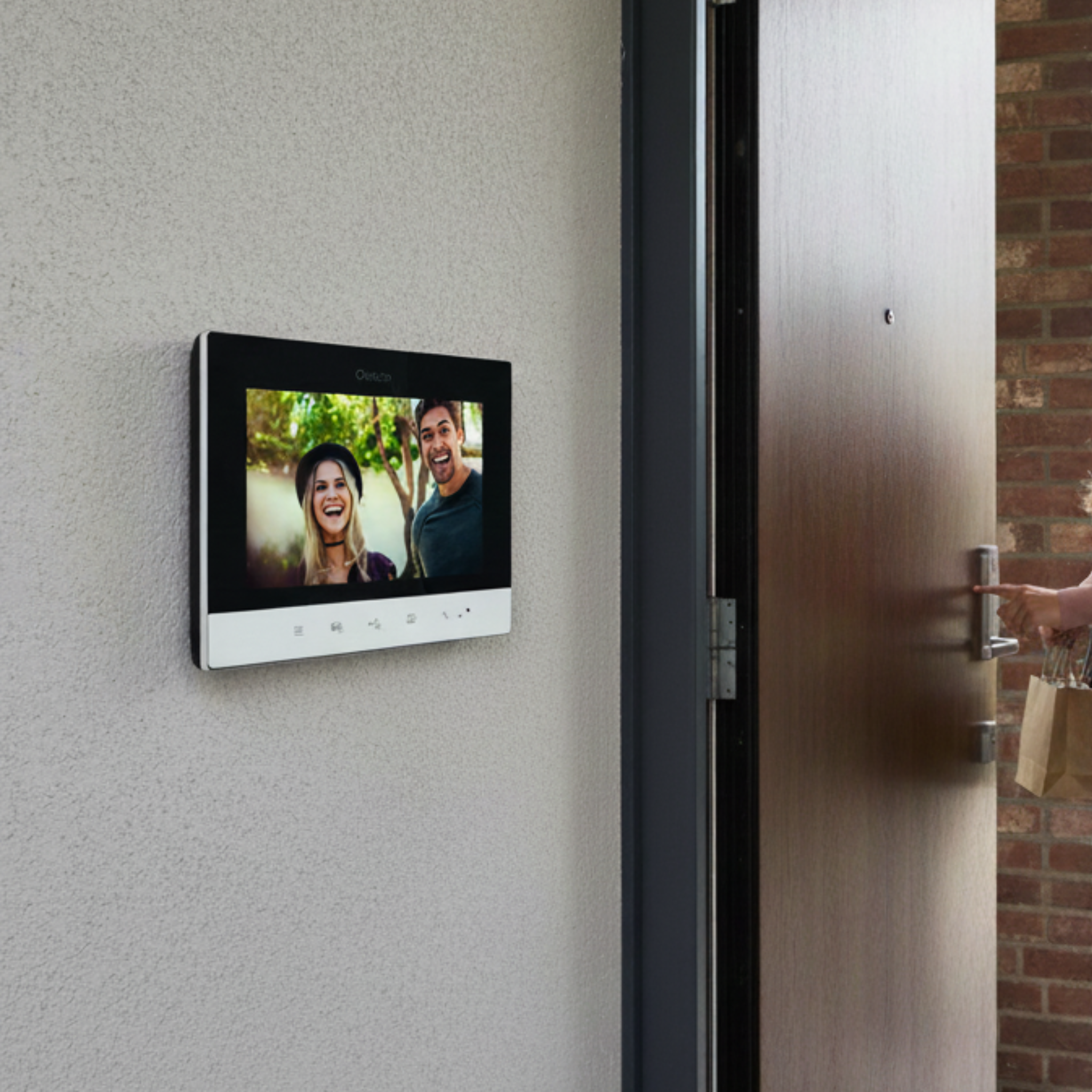 Wired videophone with 7" LCD screen