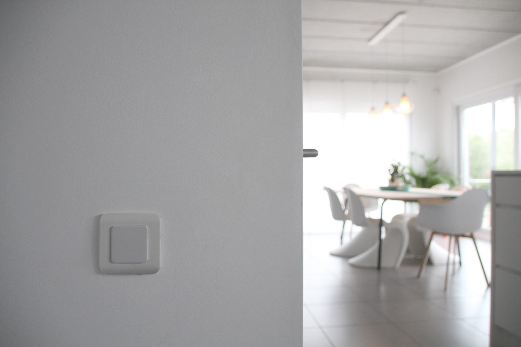 REV-LIGHT – Mit WLAN verbundener Lichtschalter