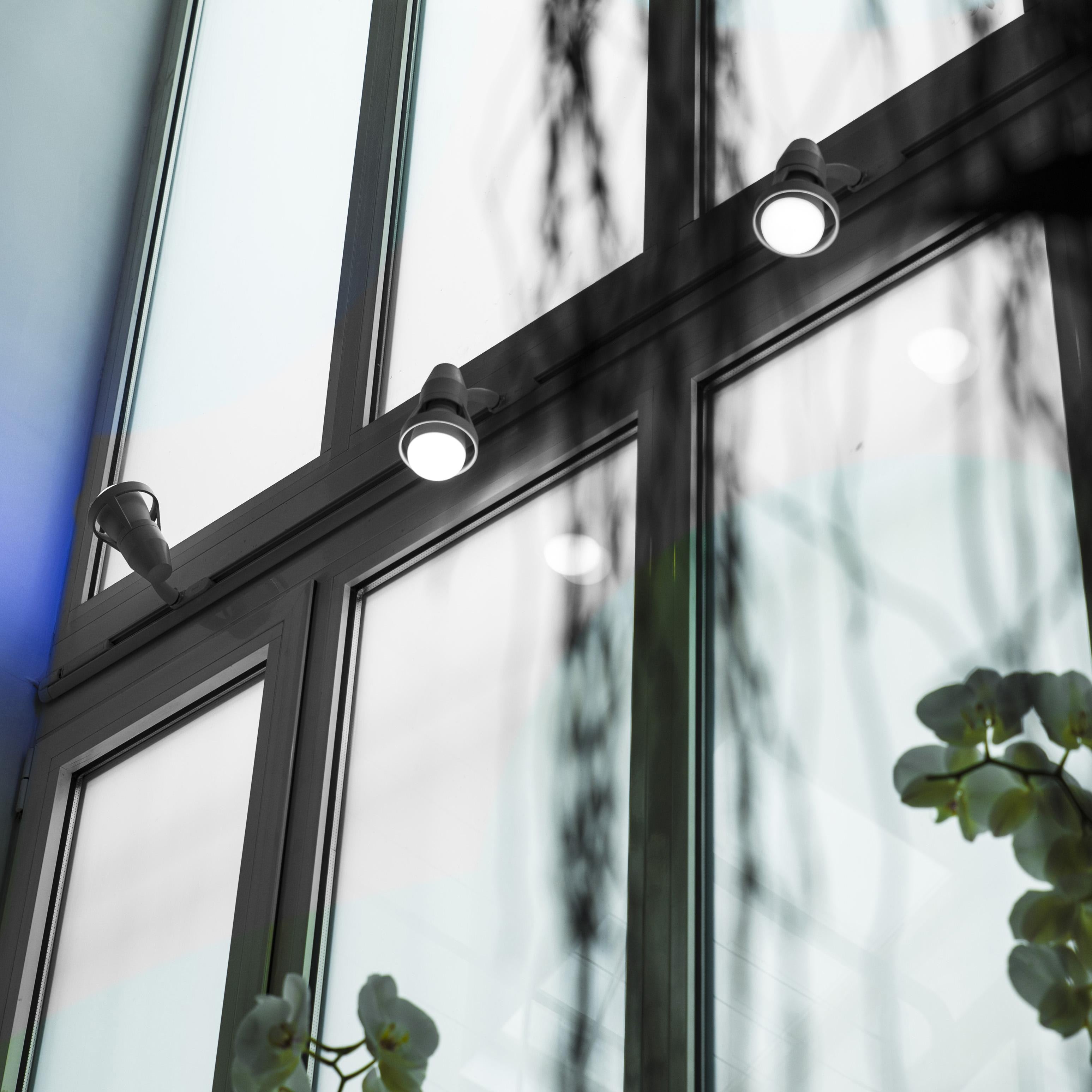 E27 white LED light bulb - Bluetooth