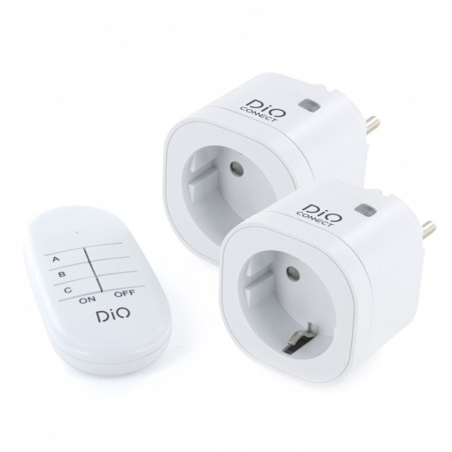 2 connected and remote-controlled plugs DiO Connect with remote control
